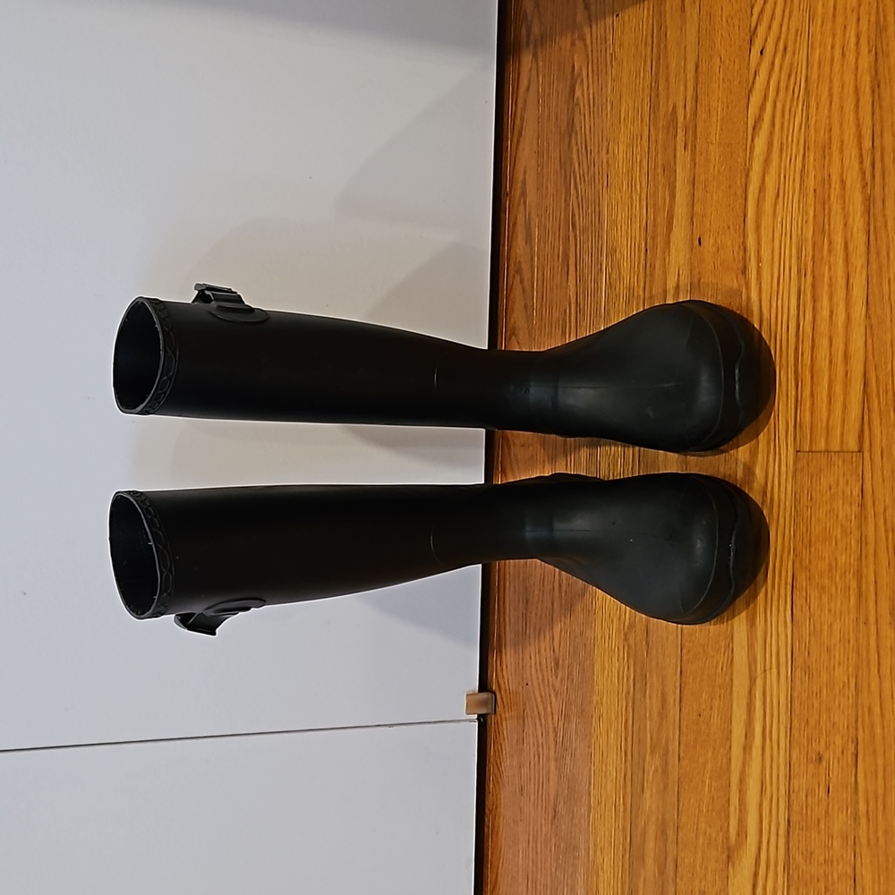 Kamik Black Tall Waterproof Rainboots Women's Size 9